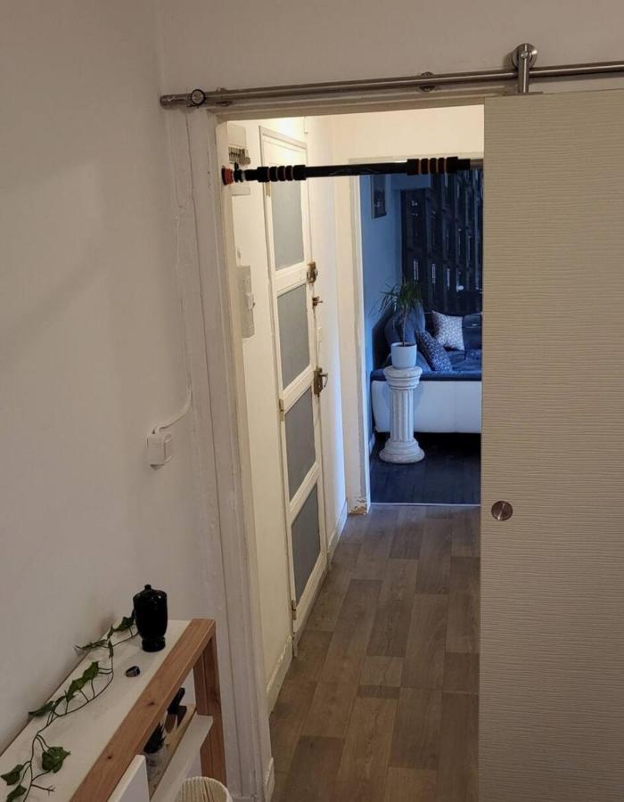 T2 Cosy Autonome H24 Parking Prive Attenant Tv 165Cm Netflix Wi-Fi Au Rez-De-Chaussee Alençon Zewnętrze zdjęcie